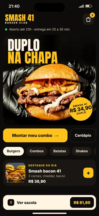 O site de pedidos da loja no celular, com um pedido novo chegando ao painel e a resposta da IA no WhatsApp.